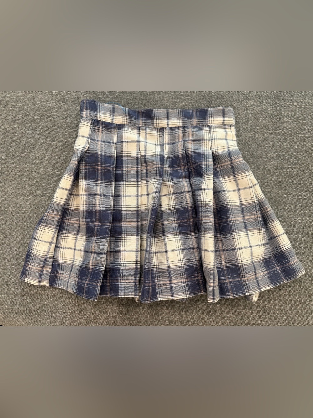 Jessica Simpson Blue and White Plaid Pleated Mini Skirt